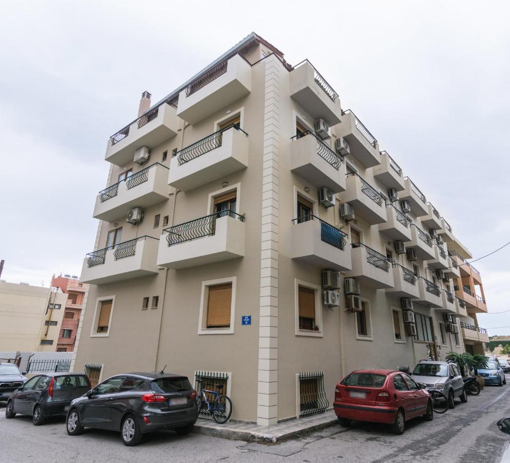 Alcyone Studios And Apartments Iraklion Buitenkant foto