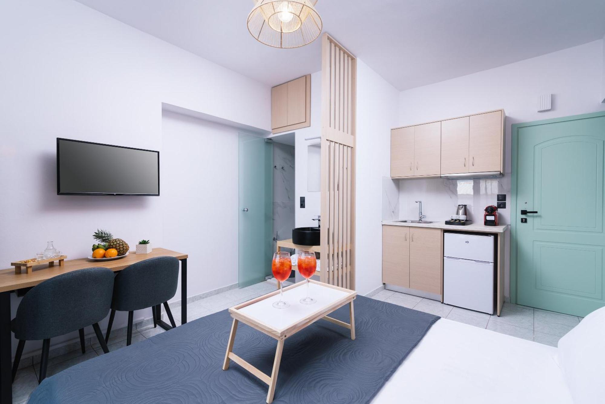 Alcyone Studios And Apartments Iraklion Buitenkant foto